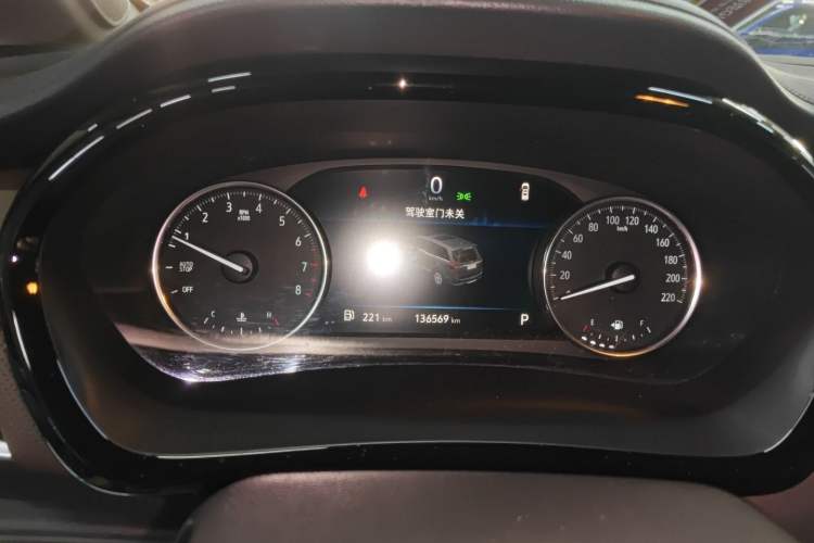 Used Buick GL8 2021 Land Cruiser Executive Class 652T Comfort Model