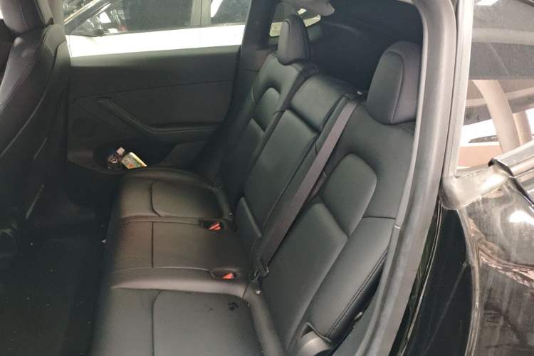 Used Tesla Model Y 2022 Rear-Wheel-Drive Version
