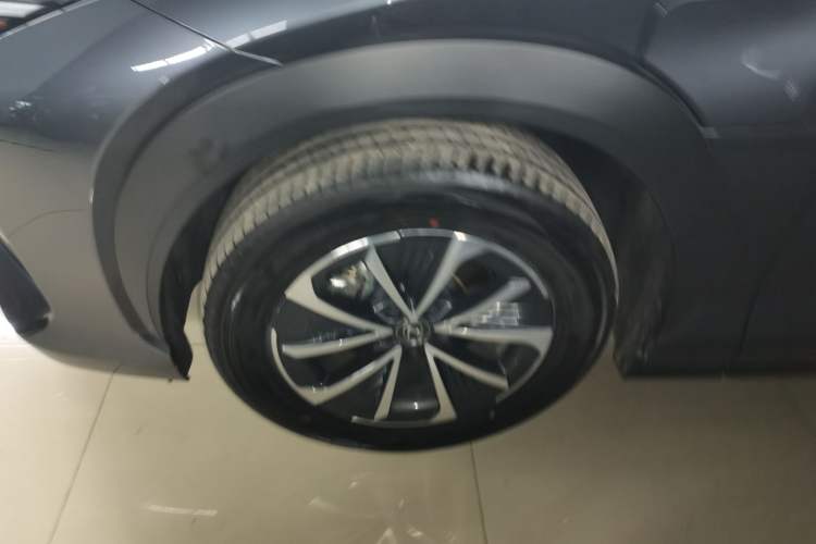 Used Lexus RZ 2023 300e Long-Range Indulgence Edition