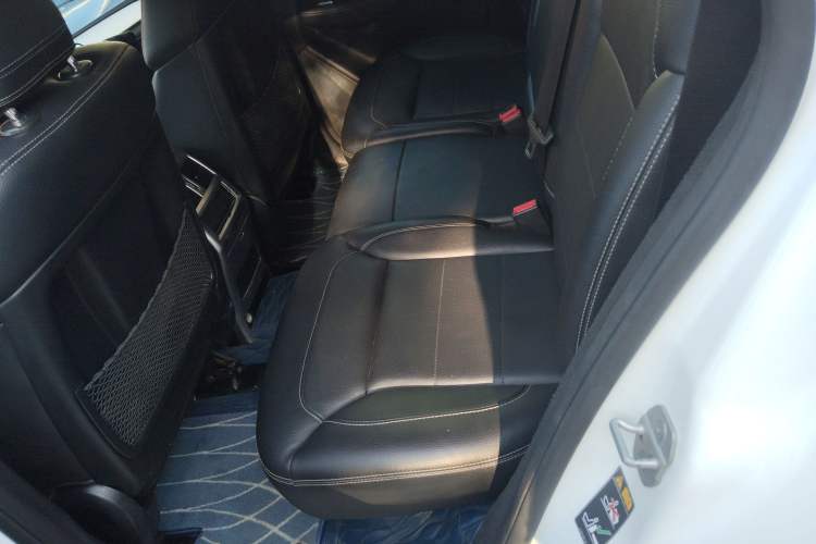 Used Mercedes-Benz M-Class 2014 ML 320 4MATIC
