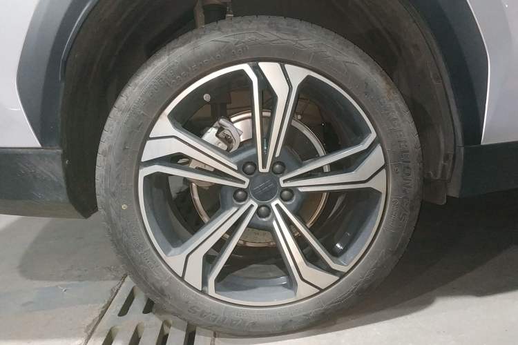 Used  L7 2025 EM-i 115km Exploration+ Edition
