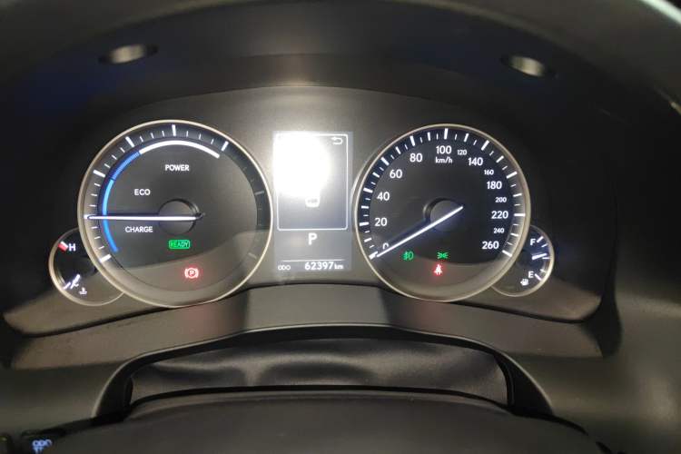 Used Lexus ES 2015 300h Luxury Edition