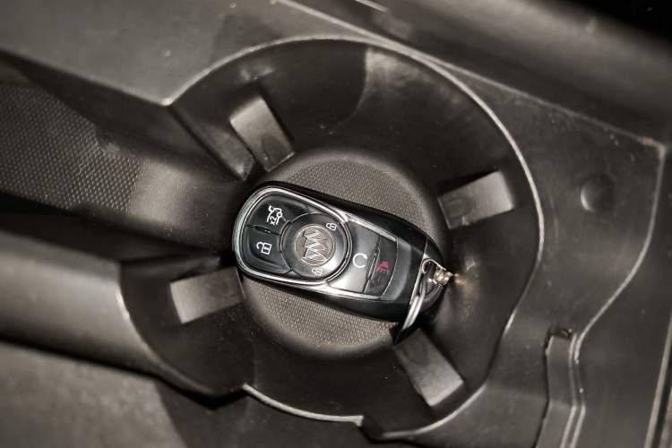 Used Buick LaCrosse 2019 28T Luxury Model