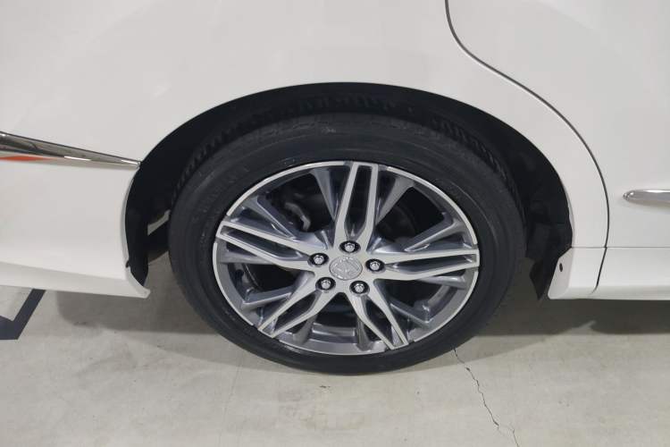 Used Honda Elysion 2019 2.0L Hybrid Luxury Edition
