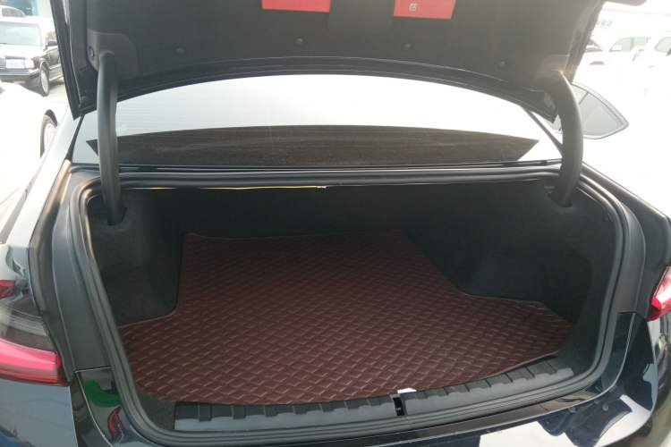 Used BMW i3 2025 eDrive 35 L
