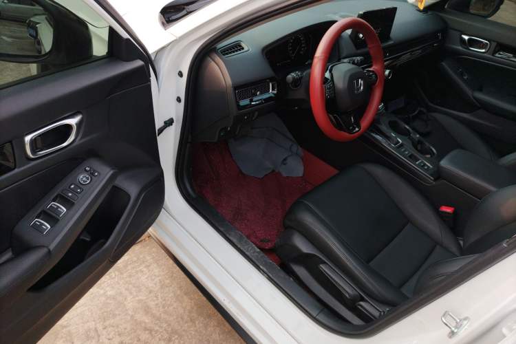 Used Honda Civic 2023 HATCHBACK 240TURBO CVT Zhiyue Edition