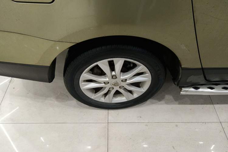 Used Baojun 730 2014 1.5L manual Comfort ESP version 7 seats