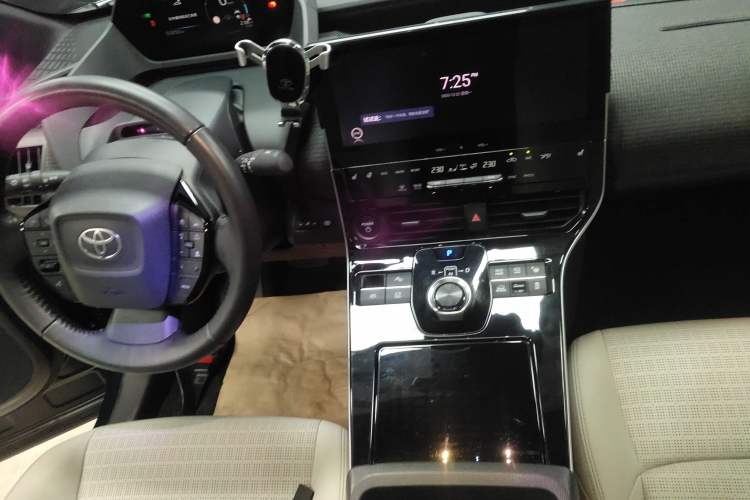 Used Toyota FAW Toyota bZ4X 2022 Four-Wheel-Drive High-Performance PRO Edition
