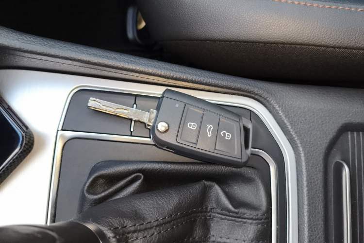 Used Volkswagen Golf Sportsvan 2016 230TSI Automatic Trend Edition