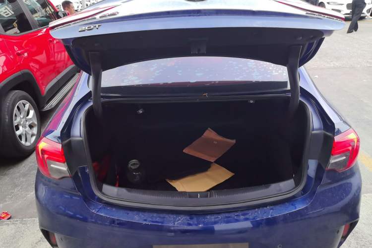 Used Buick Regal 2017 GS 28T Luxury Model
