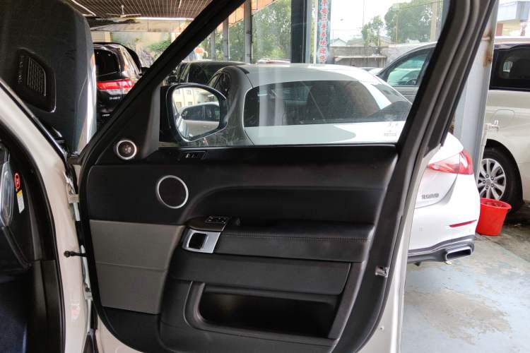 Used Land Rover Range Rover Sport 2017 3.0 SC V6 SE