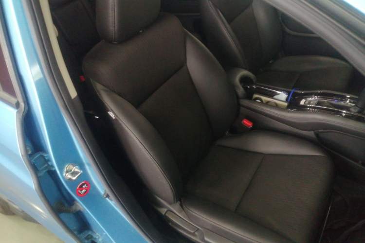 Used Honda Vezel 2020 1.5L CVT Pioneer Edition