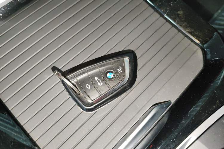 Used BMW X3 2022 Second Facelift xDrive30i Leading Edition M Night Sky Package
