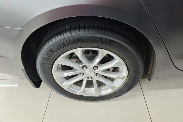 Used Buick LaCrosse 2022 552T Luxury Version
