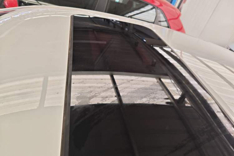 Used Volkswagen Polo 2016 1.6L Automatic Comfort Model
