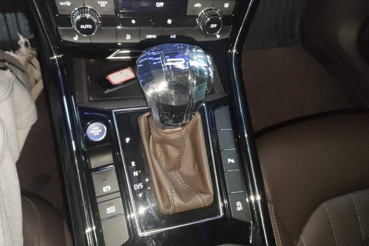 Used Volkswagen Phideon 2021 380TSI Luxury Edition