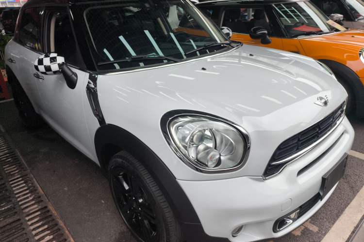 Used  Countryman 2014 1.6T COOPER S
