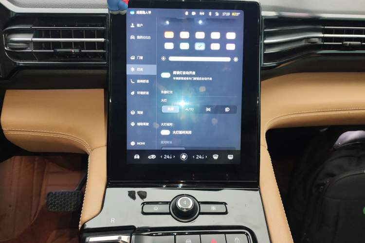 Used Nio ES8 2018 355 km Base Version 7-Seater Edition
