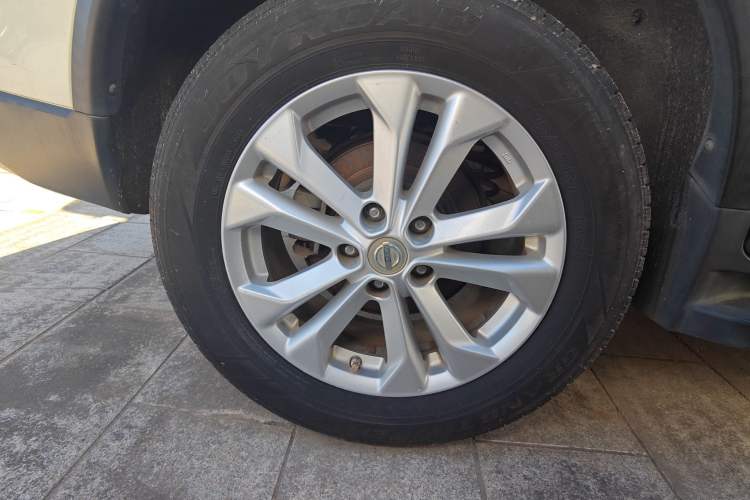 Used Nissan X-Trail 2014 2.0L CVT Comfort Edition 2WD
