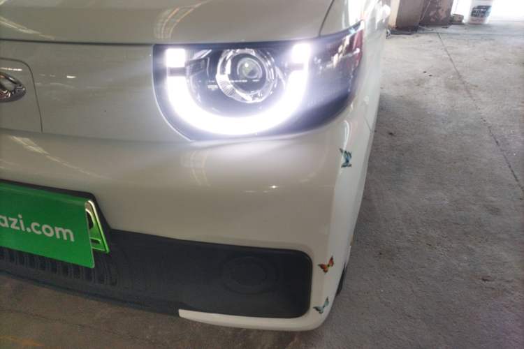 Used Chery QQ Ice Cream 2022 170km Sundae Phosphate Lithium-Ion