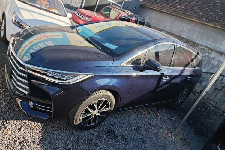 Used BYD Song MAX 2017 1.5T Automatic Smart Connect Luxury 7-Seater
