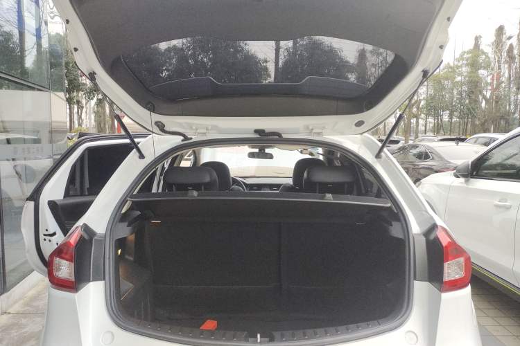 Used Geely Auto Vision X3 2017 1.5L Automatic Prestige Model