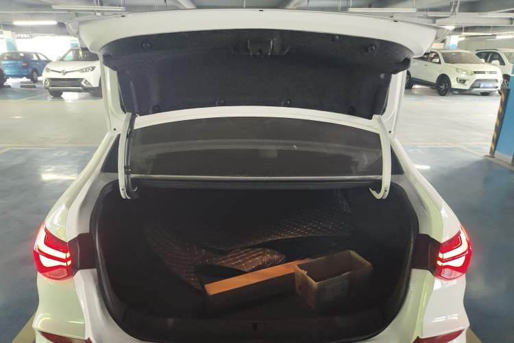 Used Chevrolet Monza 2022 320 Automatic Enjoyment Sunroof Version
