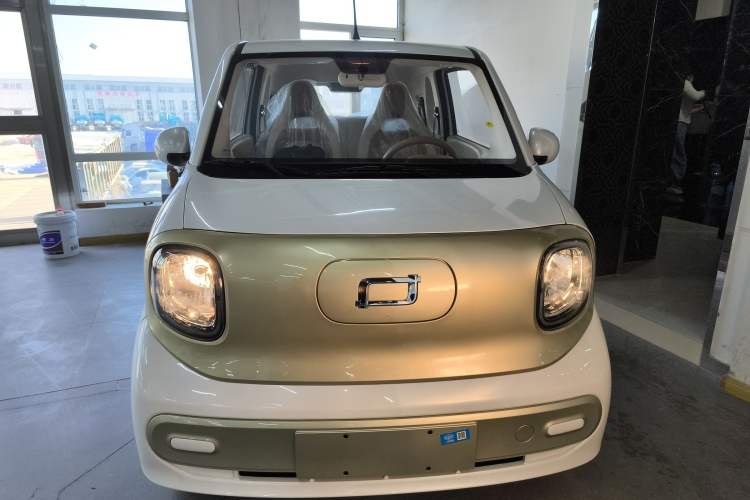 Used Bestune Pony 2026 222km Colorful Horse