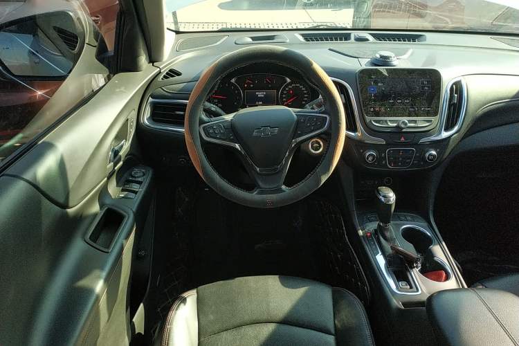 Used Chevrolet Equinox 2018 Redline 550T Automatic All-Wheel-Drive Trailblazer RS Edition
