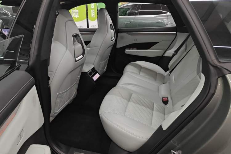 Used Zeekr 001 2025 WE Edition 95 kWh All-Wheel Drive
