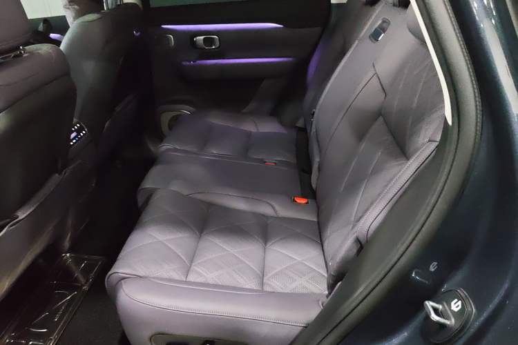 Used Leapmotor C16 2026 Extended-Range 280 LiDAR Zhizun Edition 5 Seats