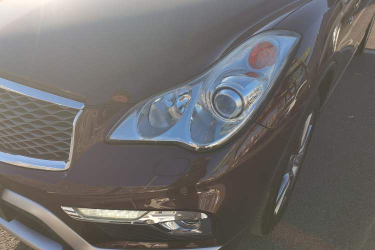 Used Infiniti QX50 2015 2.5L Comfort Edition
