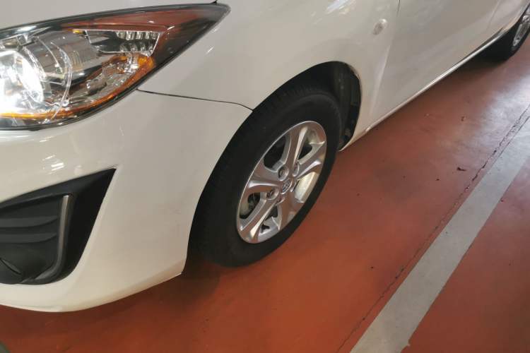 Used Mazda Mazda 3 2015 Sedan 1.6L Automatic Elite Model
