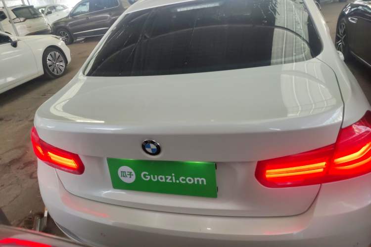 Used BMW 3 Series 2019 320Li Fashion Model
