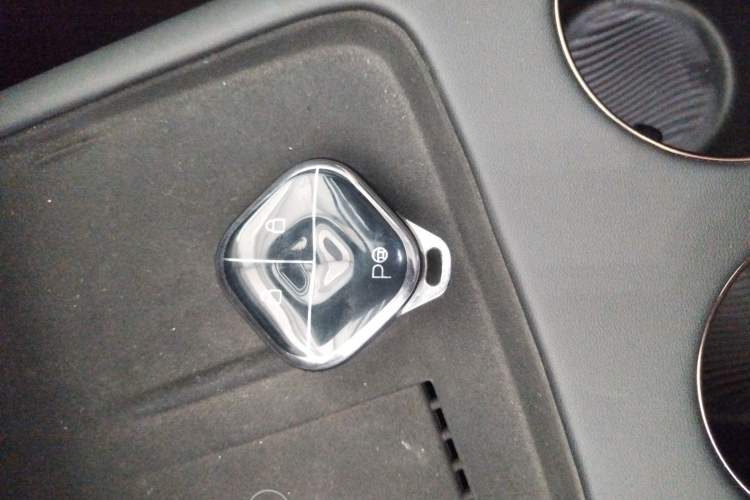 Used Baojun Enjoy 2025 Plug-in Hybrid 140km Luxury Edition
