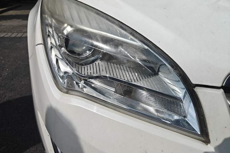 Used Changan CS35 2015 1.6L Automatic Luxury Model China V Standard