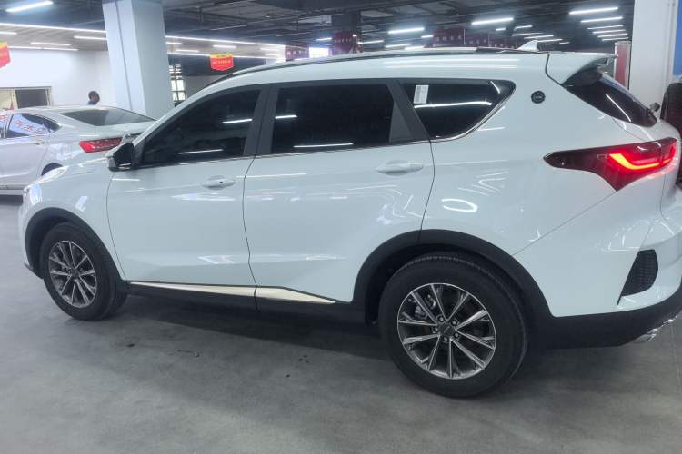 Used Jetour X70 2024 1.5T DCT Glory PRO 5-Seater
