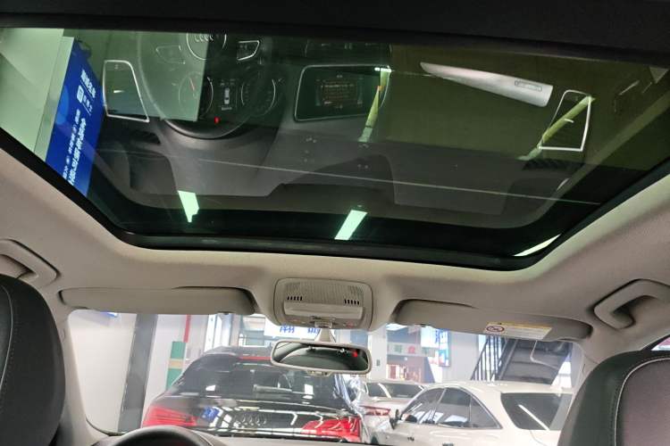 Used Audi Q5 2017 Plus 40 TFSI Technology Model
