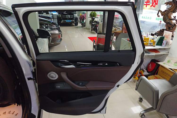 Used BMW X1 2021 sDrive25Li Leading Model
