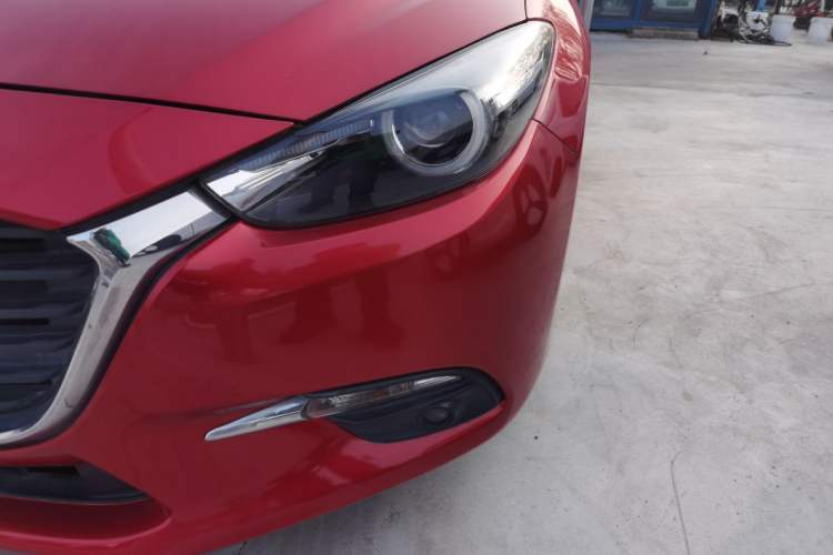 Used Mazda Mazda 3 Axela 2017 Sedan 1.5L Automatic Luxury Model Emission Standard China V
