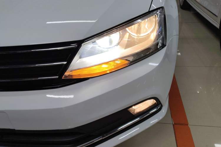 Used Volkswagen Sagitar 2018 280TSI DSG Comfort Model
