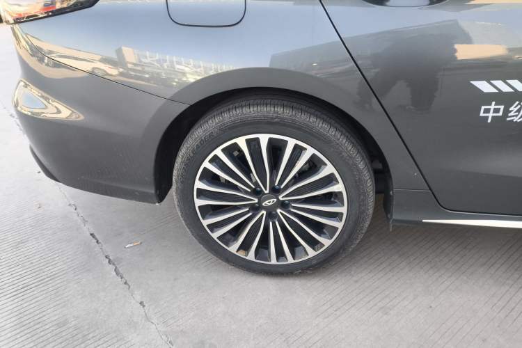 Used Chery Fengyun A8L 2025 1.5 TGDI 145 km Luxury Version