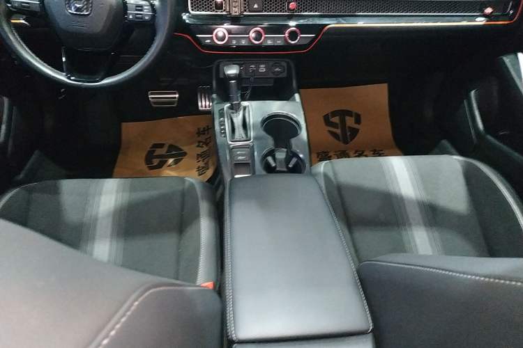 Used Honda Civic 2022 240TURBO CVT Dynamic Edition