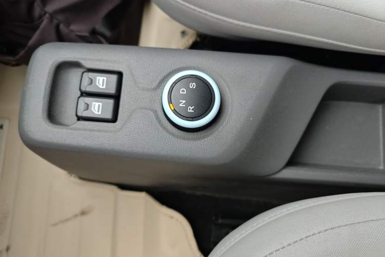 Used Dongfeng Fengon MINIEV 2022 Simple Style Comfort Version