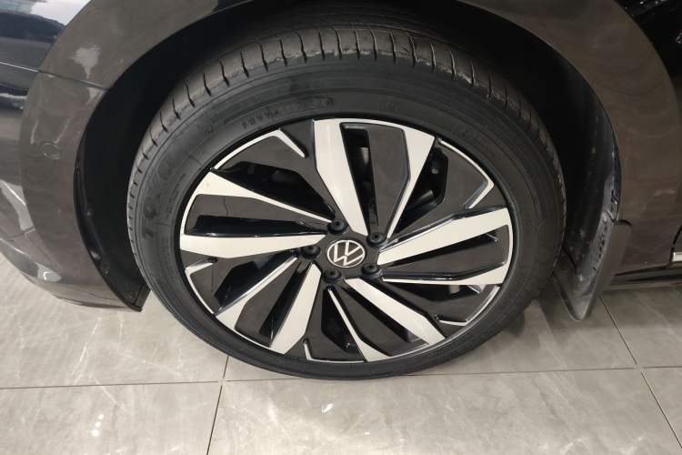 Used Volkswagen Passat 2022 330TSI Luxury Edition
