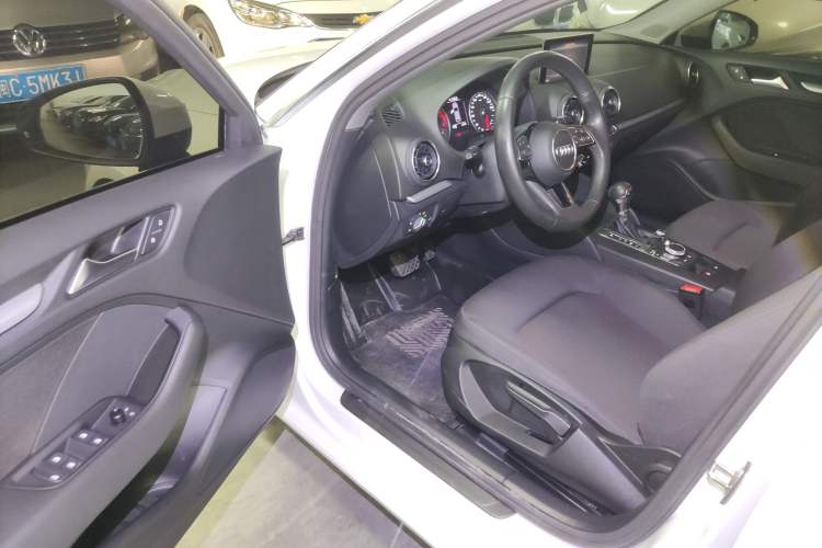 Used Audi A3 2018 30th Anniversary Edition Sportback 35 TFSI Ambition Model
