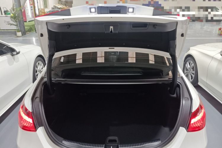 Used Mercedes-Benz C-Class 2022 Facelift C 260 L
