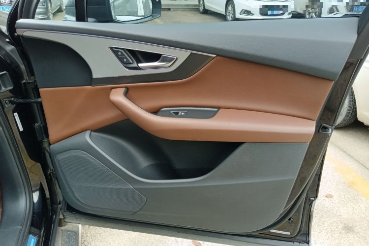 Used Audi Q7 2016 45 TFSI Technology Edition
