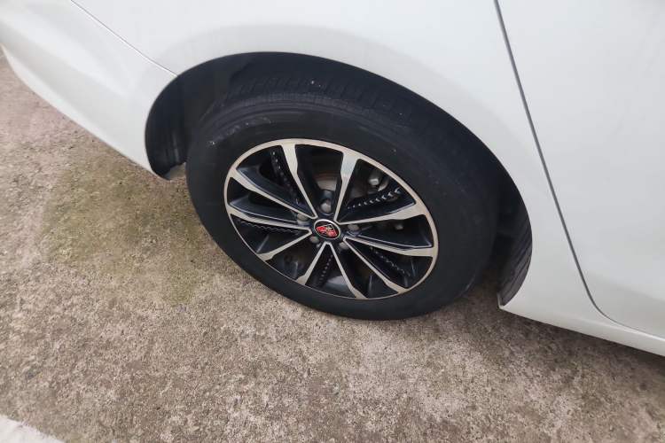 Used Roewe i5 2020 1.5L Manual 4G Connect Leehao Flagship Edition