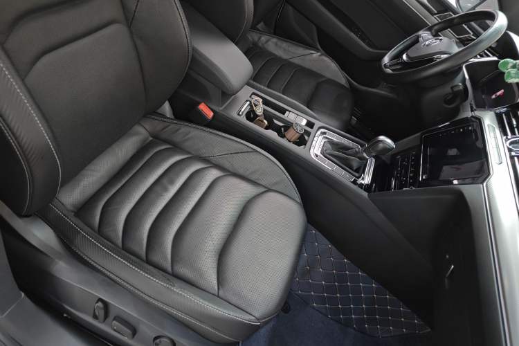 Used Volkswagen FAW-Volkswagen CC 2020 330TSI Glamour Edition China VI Standard
